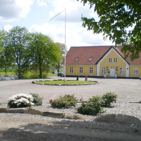 Thia - 4km To The Fjord By Interhome Apartment